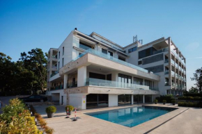 Panorama Corner Residence - Pool, Sauna, Parking